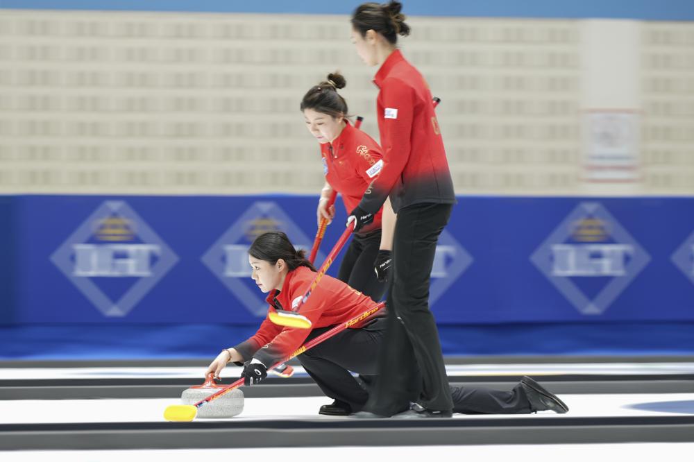 罗马诺：曼联19岁中场穆尔豪斯将租借加盟莱顿东方