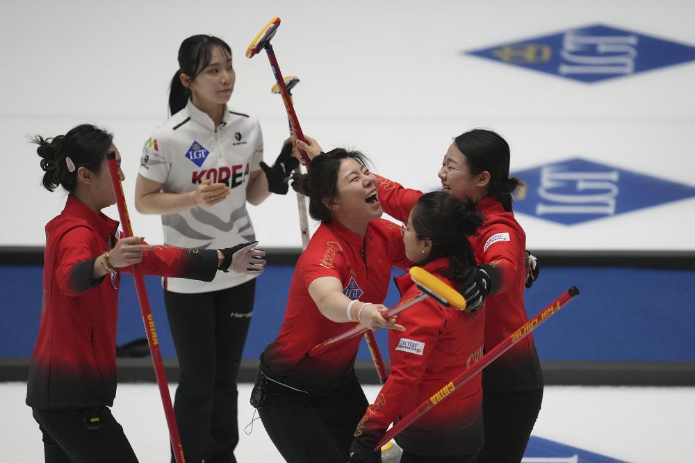 我懂用户晒视频：兰克尔趁队友客场比赛，去俱乐部偷队友的鞋