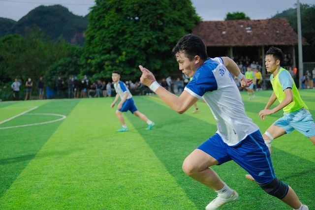 荷兰队攻势凌厉