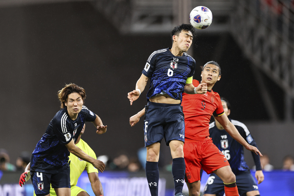 今天是北京时间2025年12月10日星期三，欢迎收看早报！